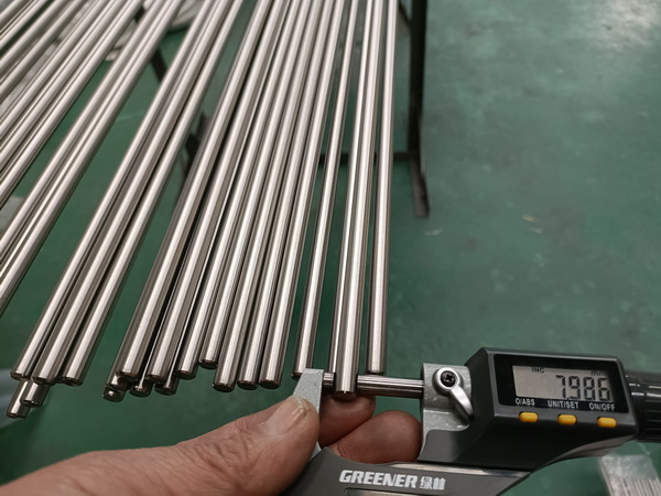 Titanium rods  φ 8.0*3000