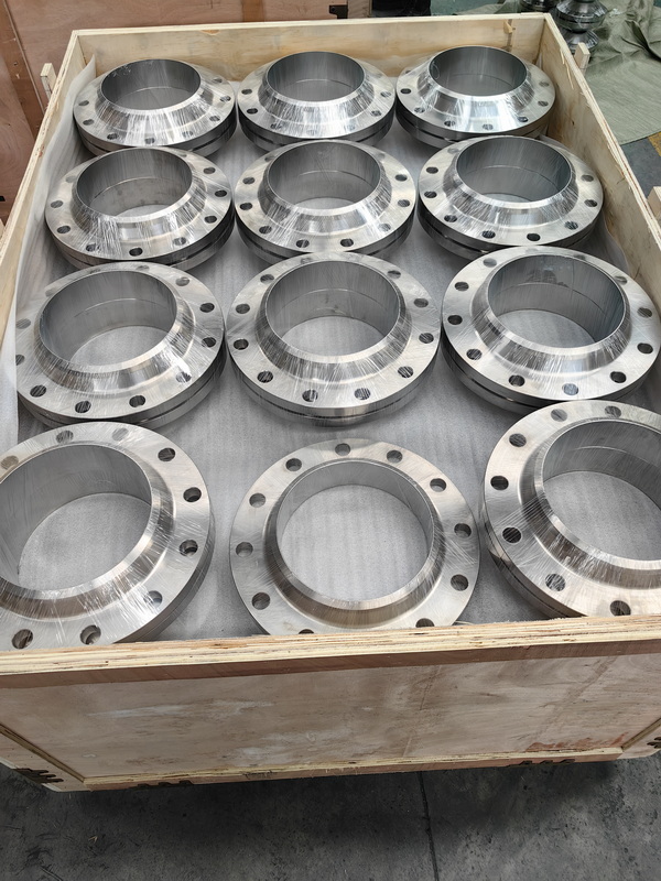 High diameter flange