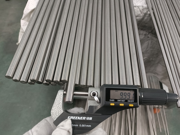 Titanium rods  φ 10*3000