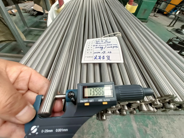 Titanium rods  φ 14.0*3000